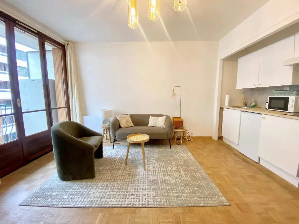 Appartement Cosy Avec Balcon Marseille Apartment