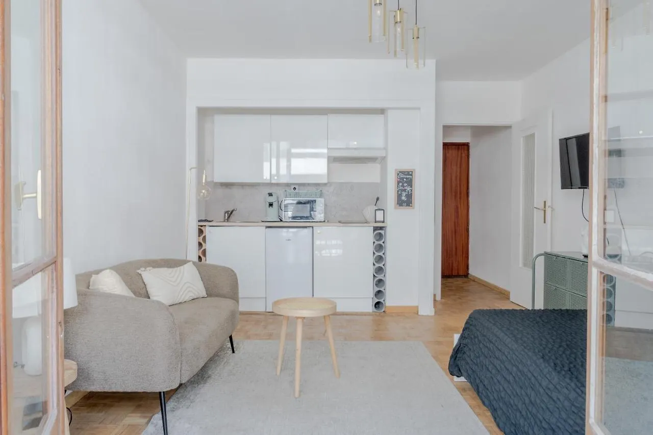 Appartement Cosy Avec Balcon Marseille Apartment